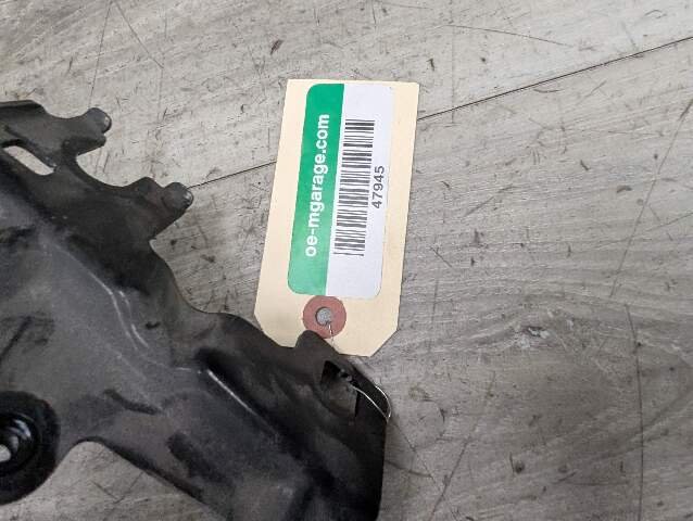 16-19 OEM BMW G12 740 750 M760 Front Right Passenger Headlight Support Bracket