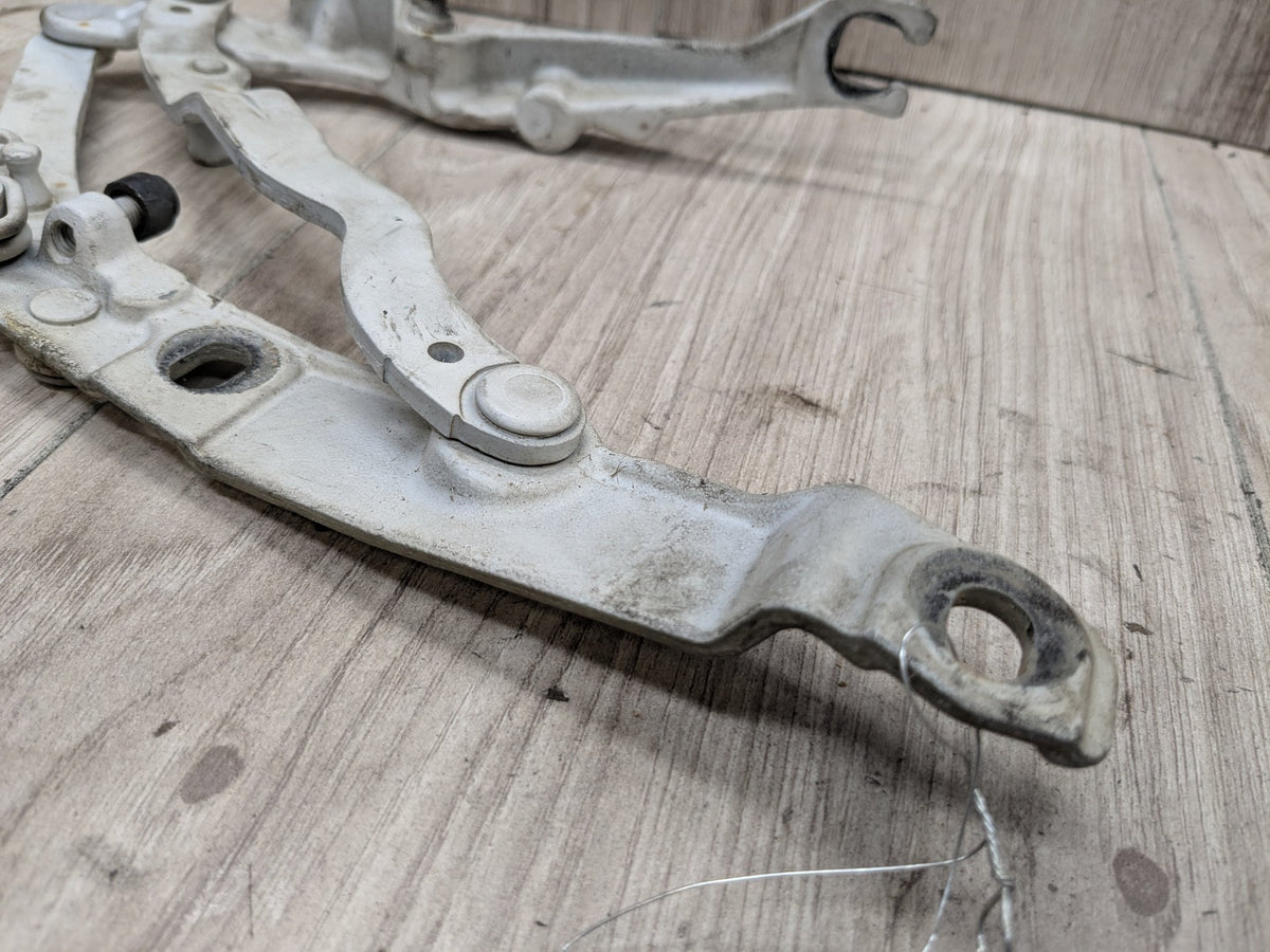 03-08 OEM BMW E85 Z4 Rear Left Right Trunk Lid Hinges PAIR White 300
