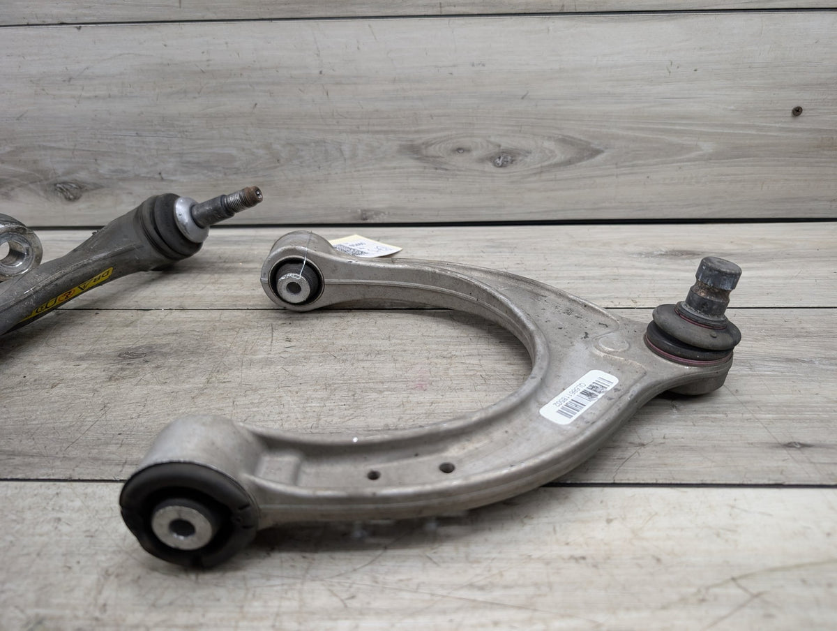 2017-2023 BMW 530i G30 AWD Front Right Passenger Control Arms SET 6861182