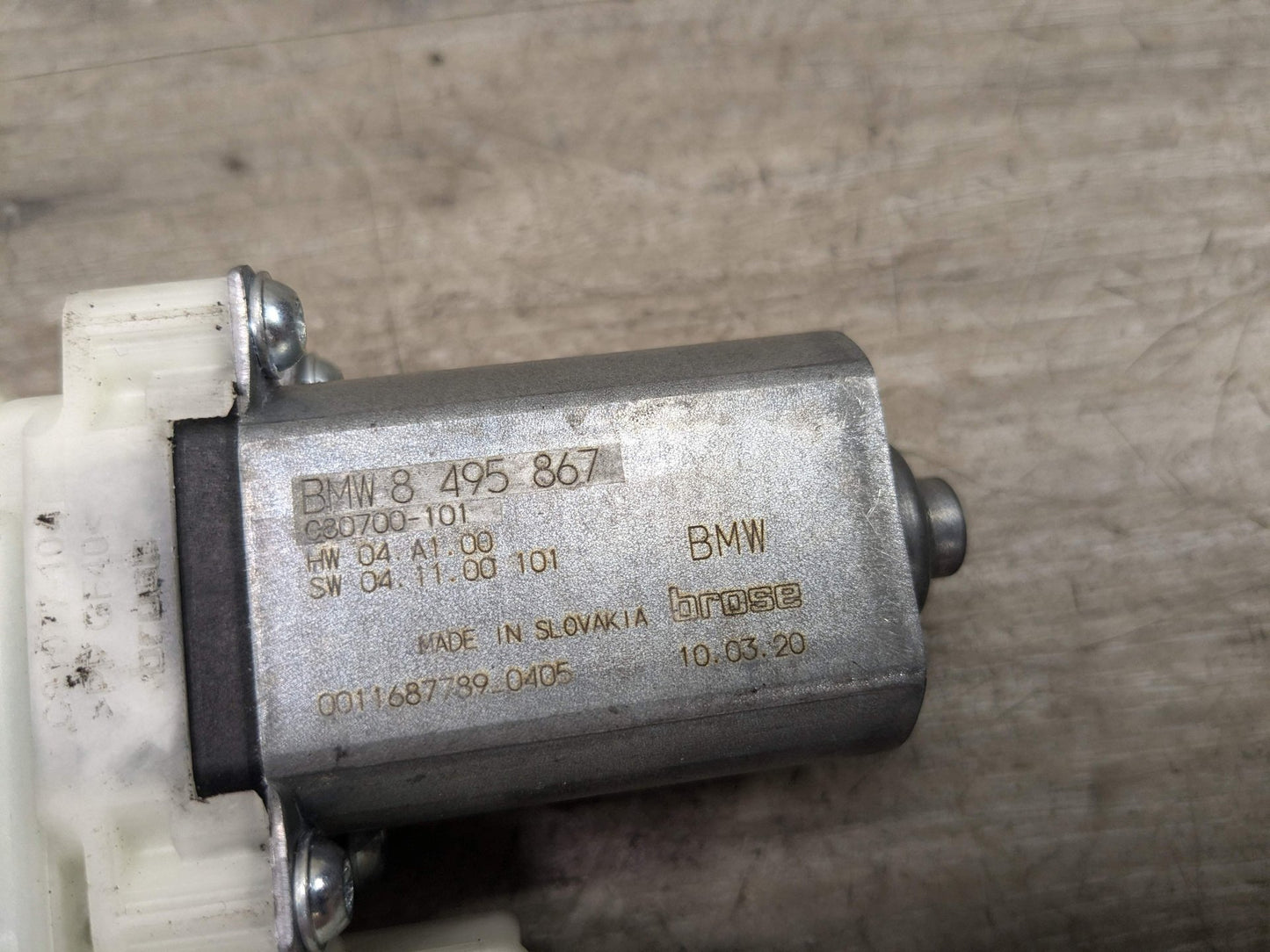 2020 BMW M340i G20 Rear Left Driver Door Window Glass Regulator Motor 8495867 19-24 OEM BMW G20 330 340 Rear Left Driver Side Door Window Regulator Motor