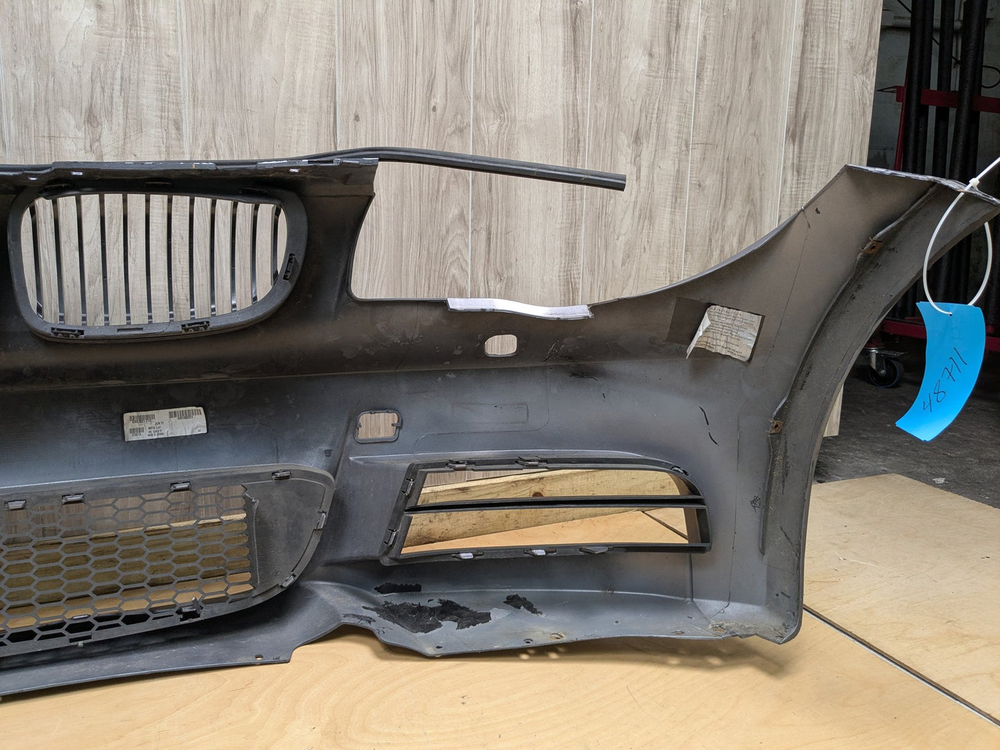 AFTERMARKET 08-13 BMW E82 E88 135 M SPORT Front Bumper Cover w/ Grilles Gray A52