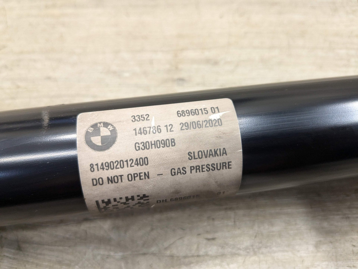 2021 BMW 540i G30 Rear Left or Right Spring Strut Shock Absorber 6896015 21-22 OEM BMW G30 540 REAR Left Right Side Strut Shock Absorber w/ Spring
