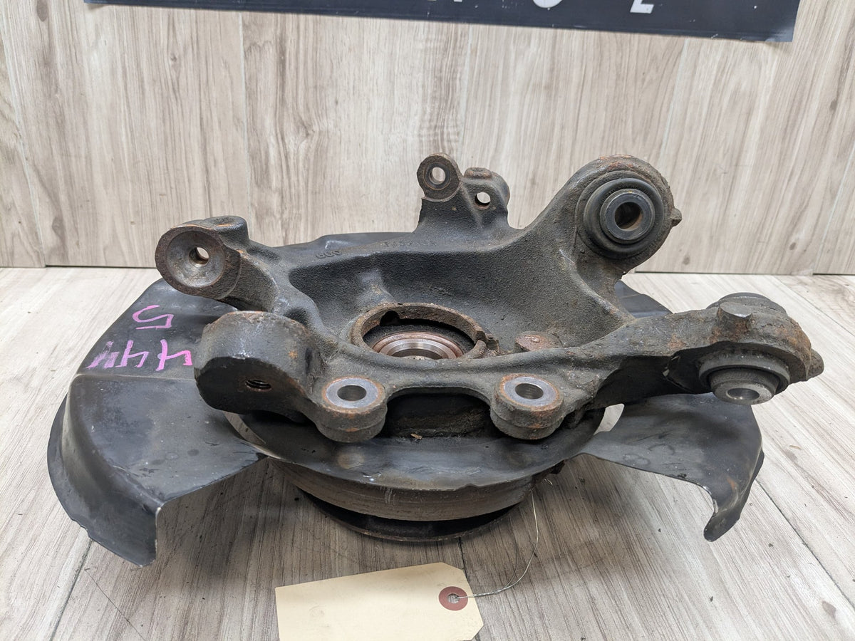 2016 BMW 340i F30 Front Right Passenger Spindle Knuckle w/ Bearing 6853820 OEM BMW F22 F23 F30 F32 F33 AWD Front Right Passenger Spindle Hub Knuckle OEM