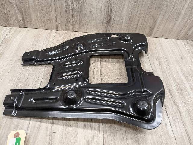 14-16 OEM Mercedes W212 E350 E550 Rear Package Loud Speaker Audio Tray Bracket