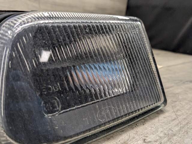 1996 - 2003 BMW Z3 E36 Front Left Driver Bumper Fog Lamp Light 8377941 M54B25O0