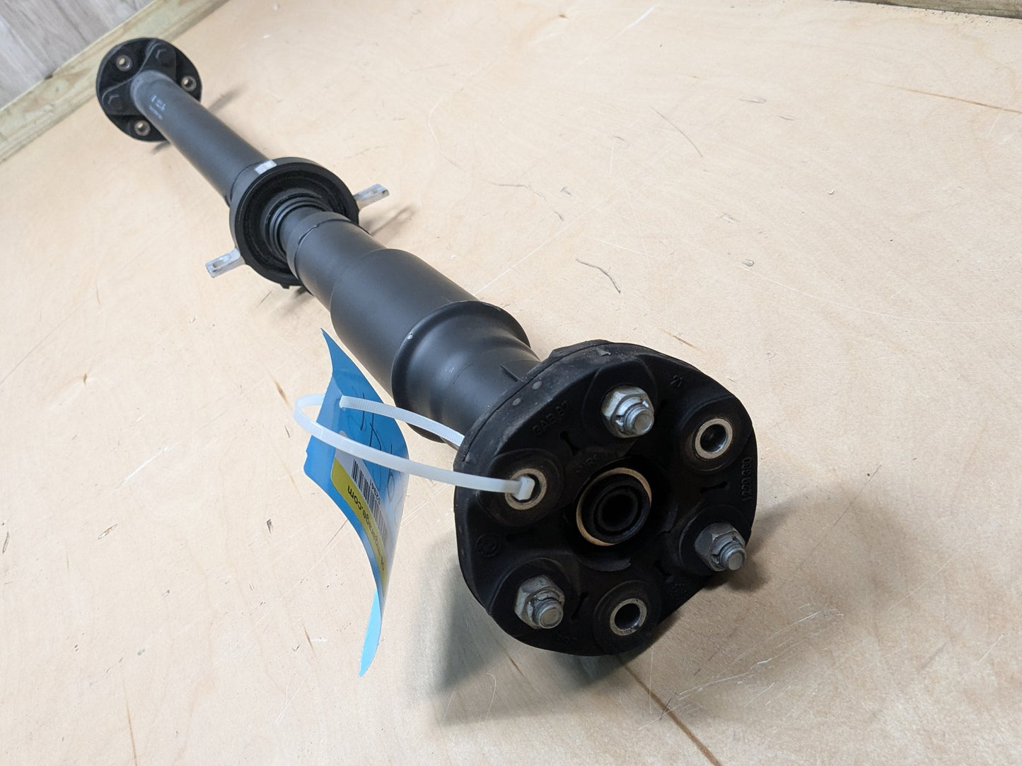 18-20 OEM BMW G30 M550 AWD Rear Drive Shaft Driveshaft Propeller