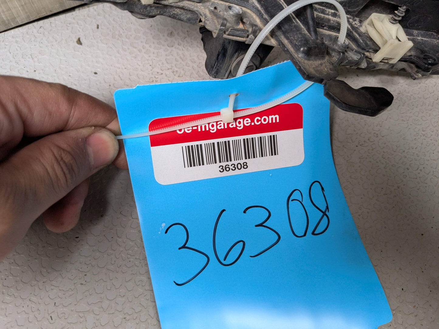 *16-19 OEM BMW G11 G12 740 750 Left Driver Side Aluminum Fender Panel Gray C26 Grey MAGELLANGRAU METALLIC (C26)