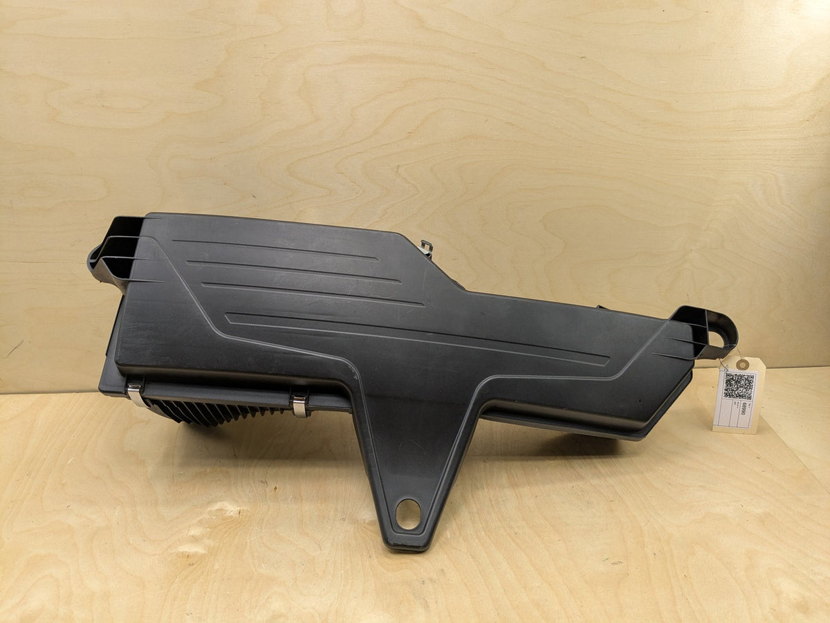 2012-2018 BMW F22 F30 F34 F36 N20 Engine Air Filter Housing Box Assembly 7597589