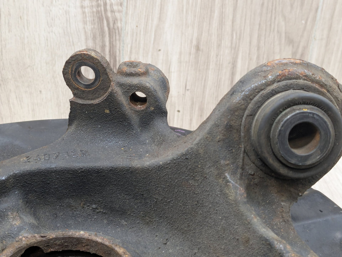2016 BMW 340i F30 Front Right Passenger Spindle Knuckle w/ Bearing 6853820 OEM BMW F22 F23 F30 F32 F33 AWD Front Right Passenger Spindle Hub Knuckle OEM