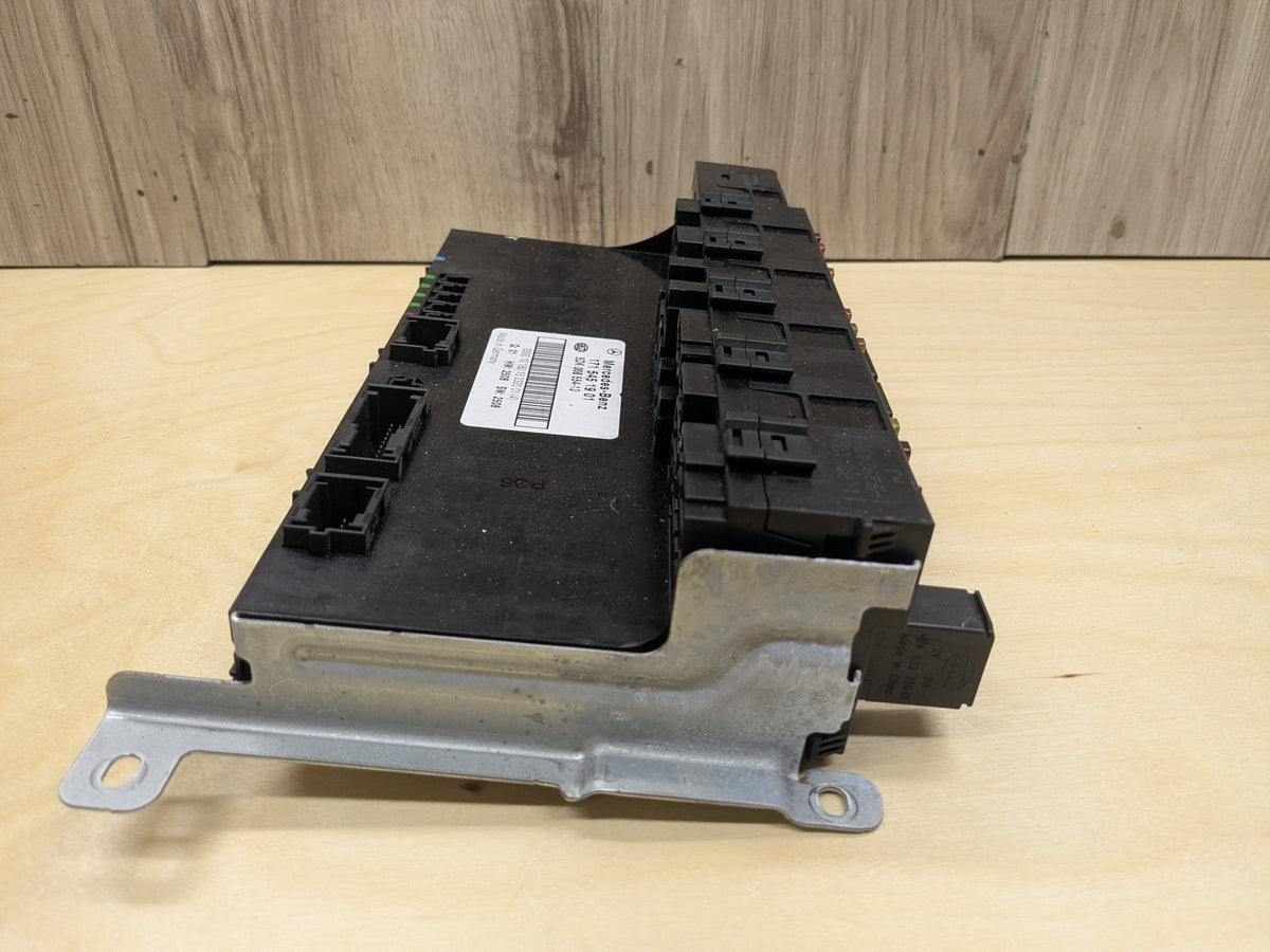 2009-2011 Mercedes-Benz SLK-Class R171 Rear Power Distribution Fuse Box OEM