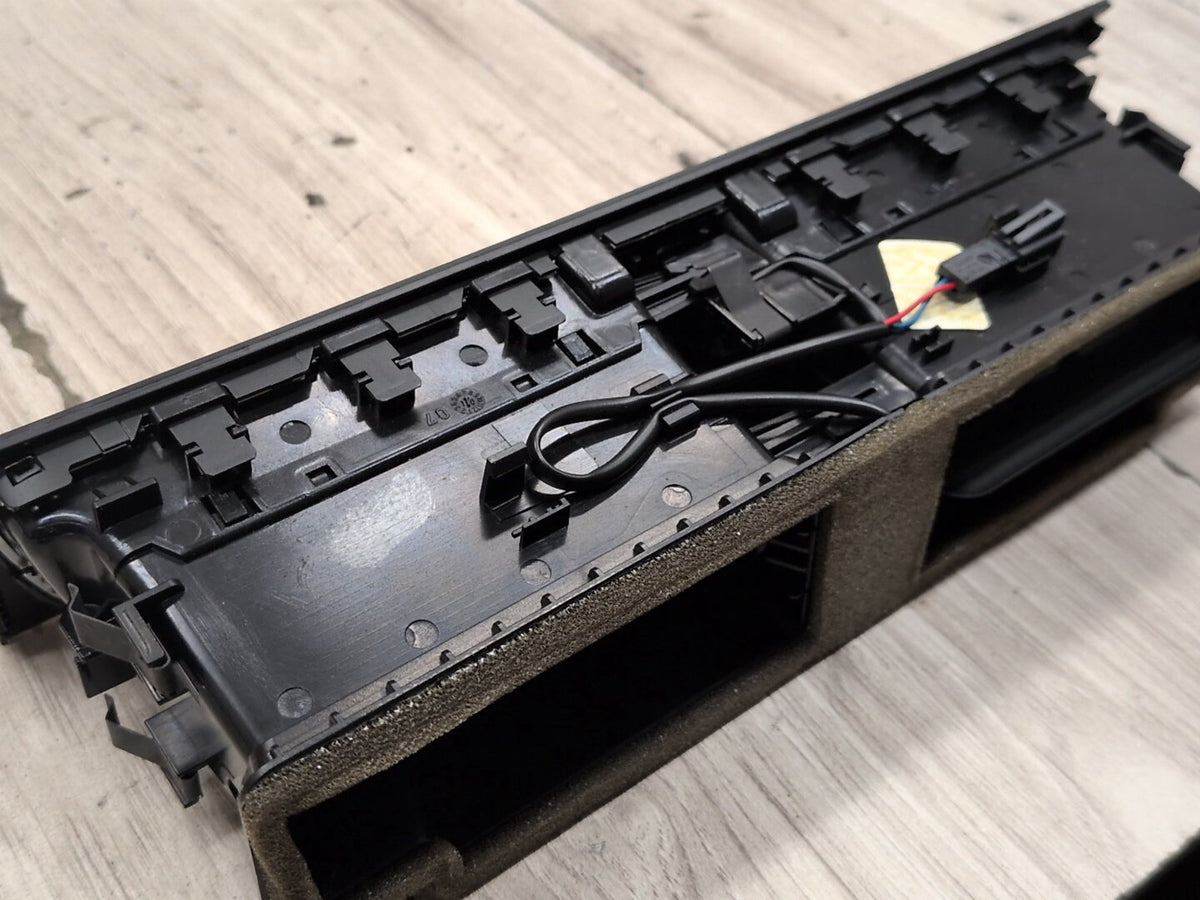 2010-2016 Audi S4 B8 Dashboard Dash Board Middle Center Air Vent 8T1820951C OEM