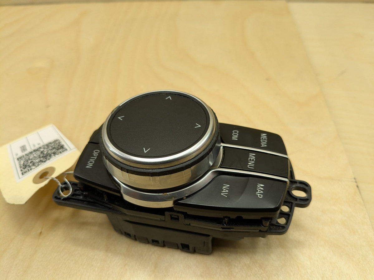 OEM BMW F90 G30 530 540 M550 M5 iDrive Navigation Controller Knob NBT NAV Button