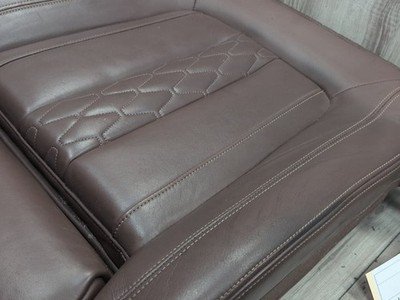19-25 OEM BMW G05 G06 G07 X5 Front Driver/ Passenger Lower Seat Cushion 8493240
