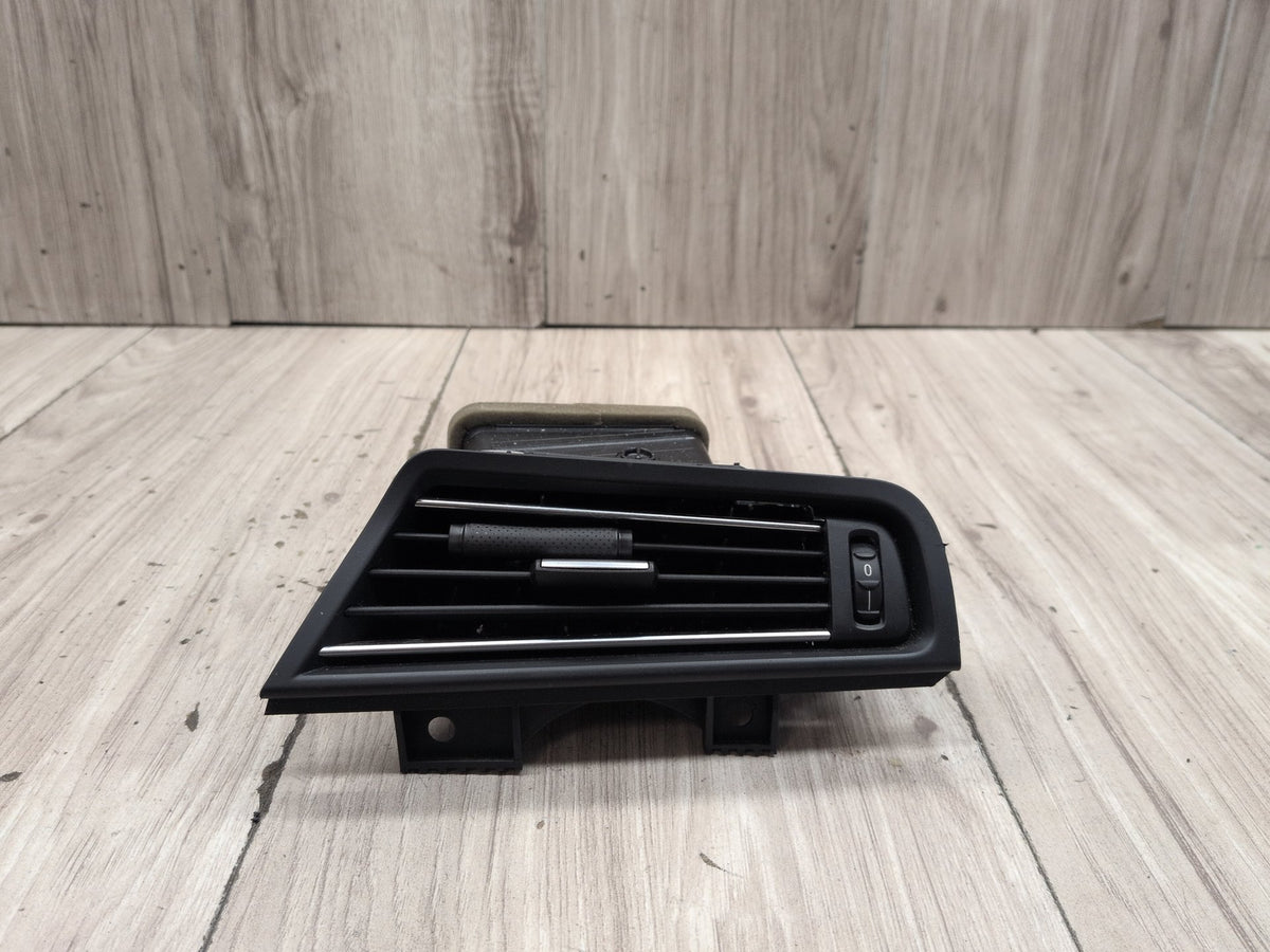 2011-2016 BMW M5 F10 Dashboard Dash Board Right Passenger Air Vent 9166890 OEM