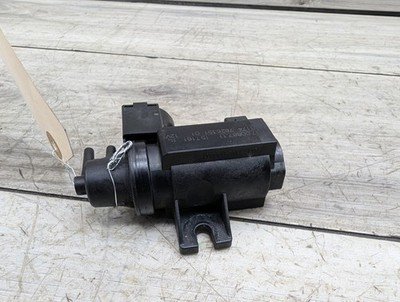 2014-2018 BMW X5 F15 Turbo Boost Pressure Solenoid Valve 7626351