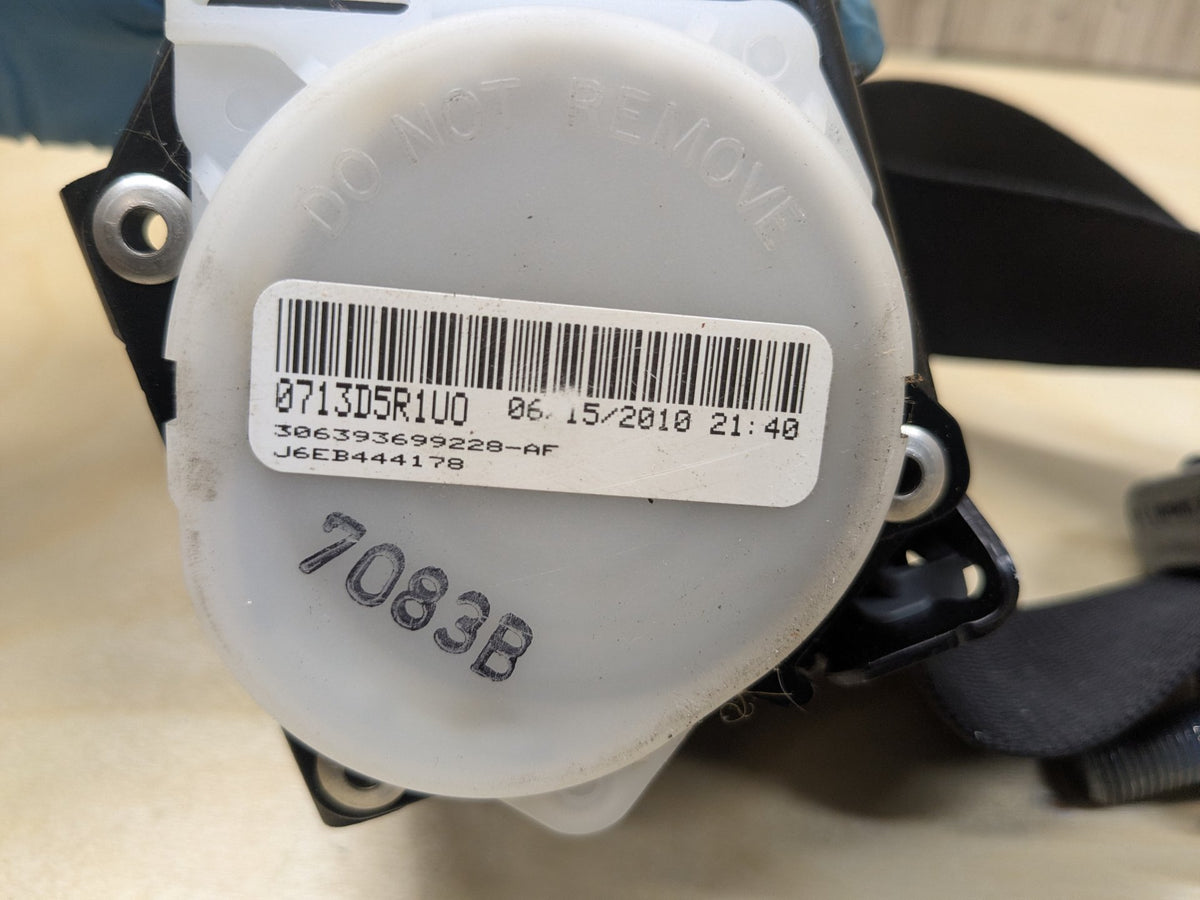 2009-2011 Mercedes-Benz SLK-Class R171 Front Left Seatbelt A1718601185 OEM
