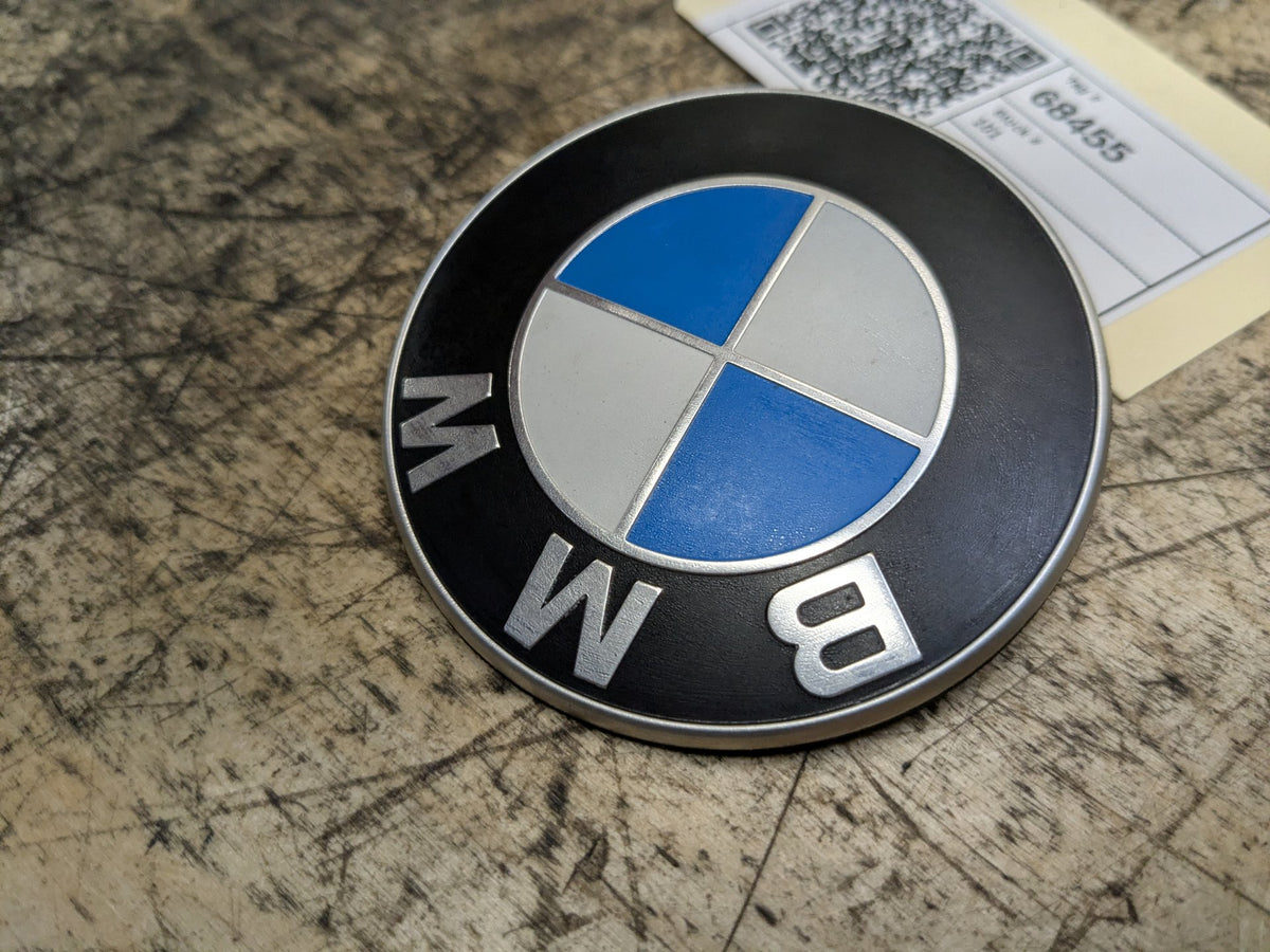 OEM BMW E90 F02 F22 F30 F32 F36 F80 F87 M3 M4 Rear Trunk Lid Round Emblem 74mm