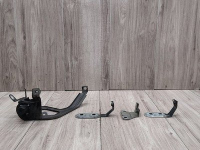 2011-2016 BMW 535i F10 Front Right Passenger Fender Brackets SET 7207210 OEM