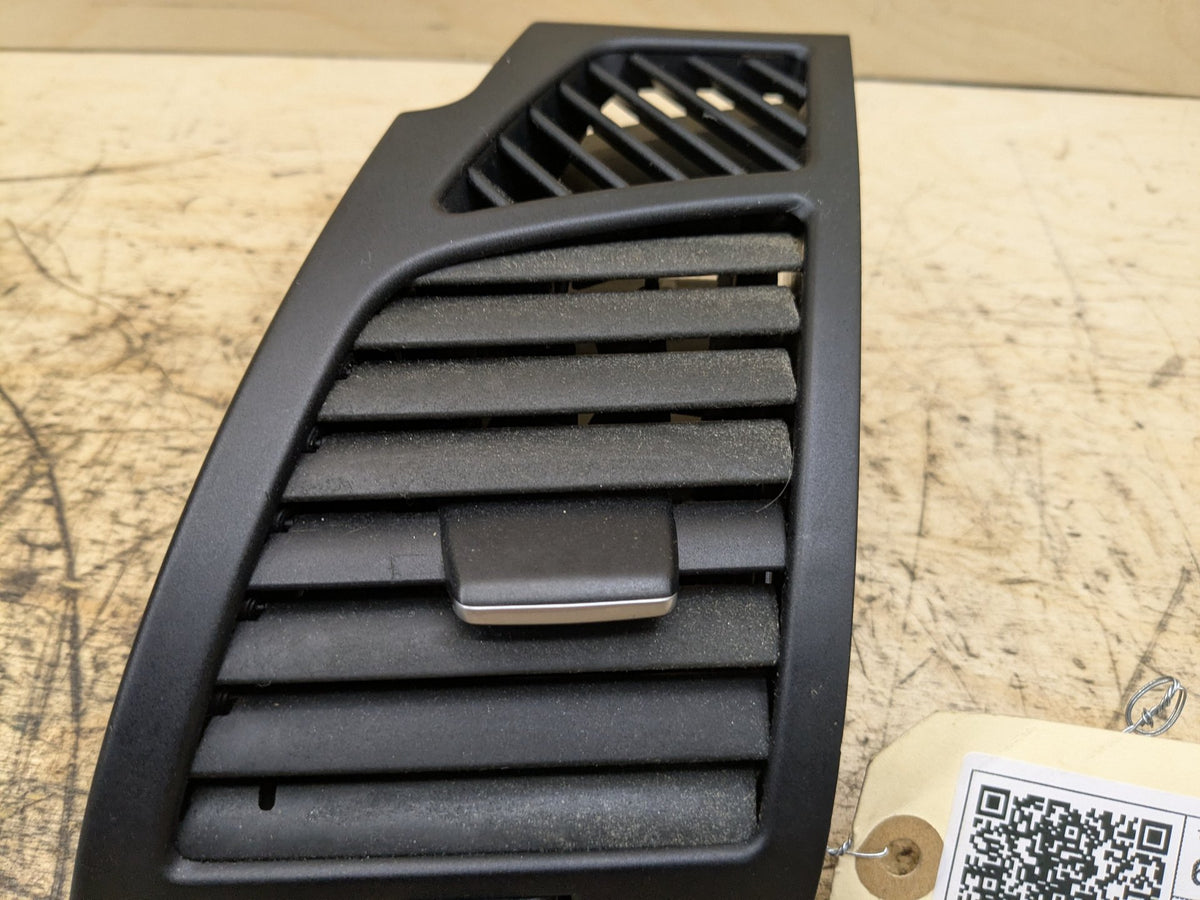 08-13 OEM BMW E82 E88 128 135 Dash Dashboard Left Driver Side AC Air Vent Grille