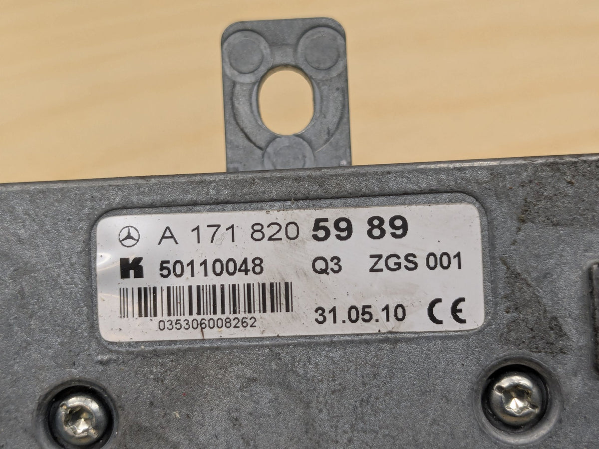 2009-2011 Mercedes-Benz SLK-Class R171 Antenna Amplifier Control Module OEM