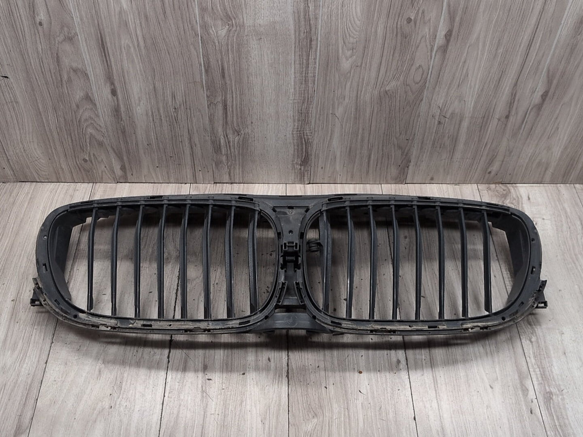 2016-2022 BMW 750i G12 Front Bumper Radiator Air Flap Shutter 8091760 OEM
