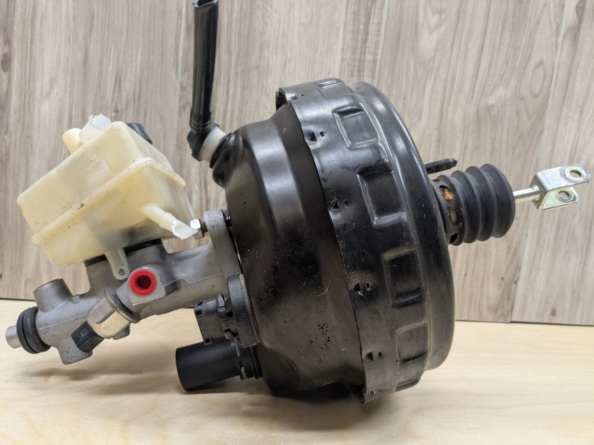 2009-2011 Mercedes-Benz SLK-Class R171 Engine Head Assembly A1714300230 OEM