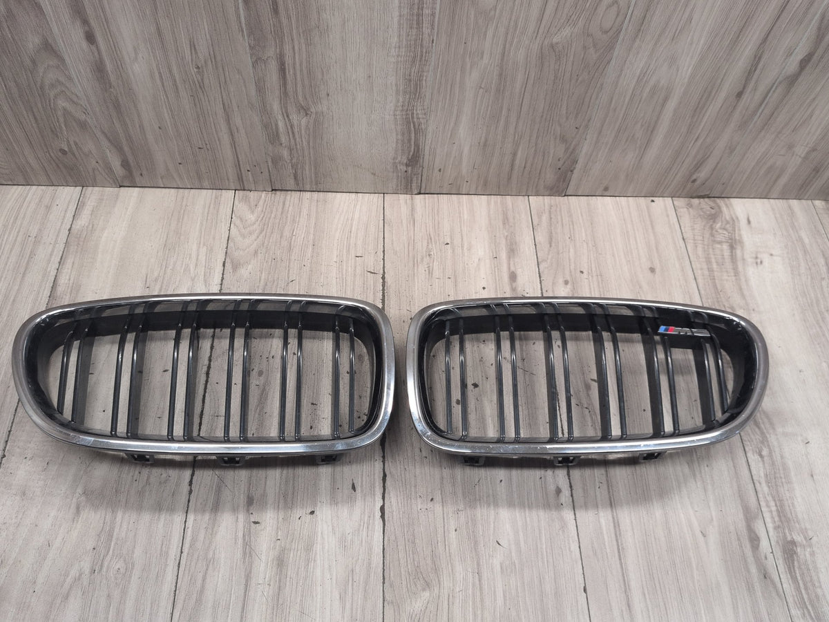 2011-2016 BMW M5 F10 Front Left Right Upper Bumper Grilles SET 8057228 OEM