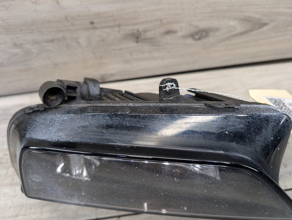 2008-2017 Audi S5 8T Front Right Passenger Bumper Fog Lamp Light 8T0941700G OEM