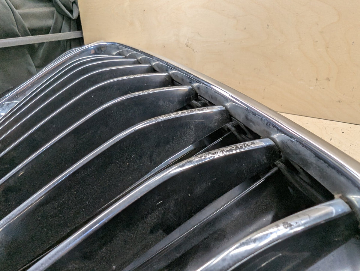 16-19 BMW G12 Front Bumper Radiator Air Flap Shutter w/ Kidney Grilles OEM