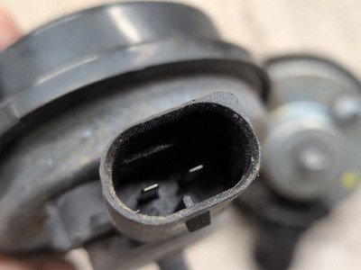 2011-2016 BMW 535i F10 Alarm Horns SET 7279781 OEM