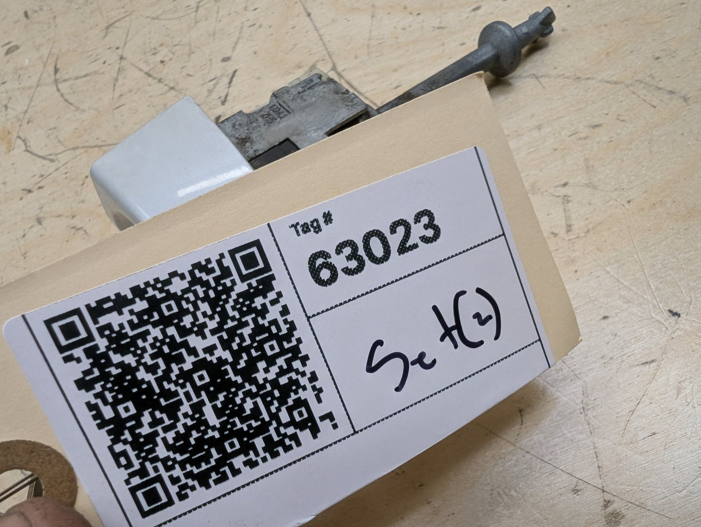 2012-2018 BMW 328i F30 Front Left Driver Key Lock Mechanism w/ Key 7310731