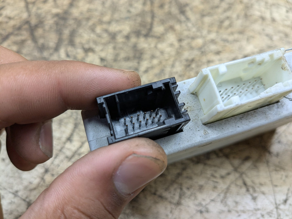 OEM BMW E82 E84 E88 E90 E92 E93 328 335 PDC Parking Distance Control Module Unit