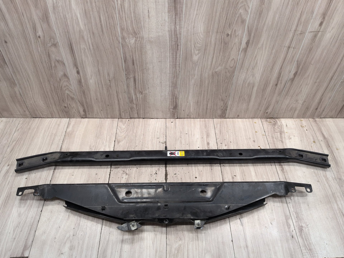 2011-2016 BMW M5 F10 Front Upper Radiator Tie Bar Panel Support w/ Bars SET 7200690 OEM