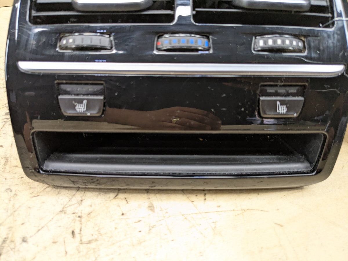 2018-2023 BMW M550i G30 Rear Center Console Air Vent Grille 9357866 OEM