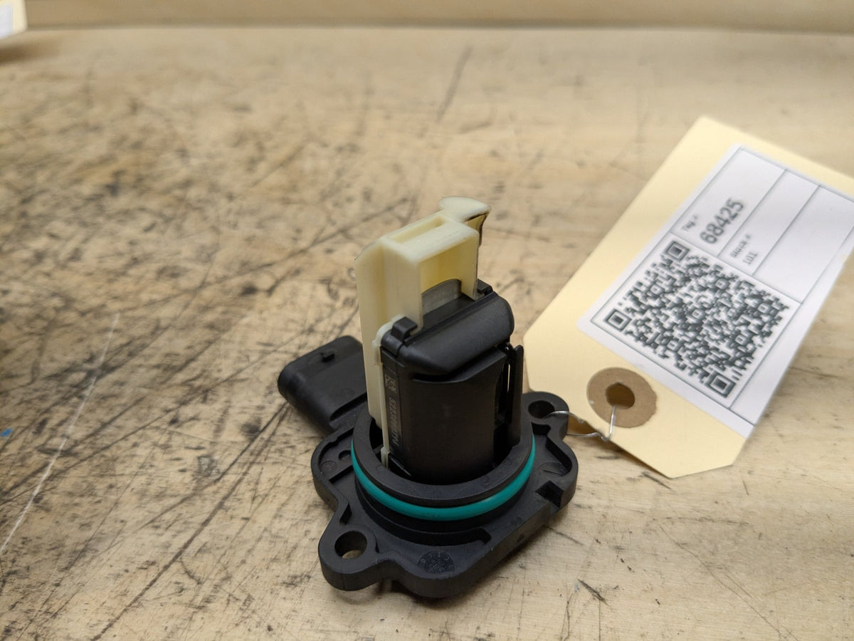 OEM BMW E82 E90 E92 F10 F13 F15 F25 X5 Engine N55 Air Flow Mass MAF Sensor Meter
