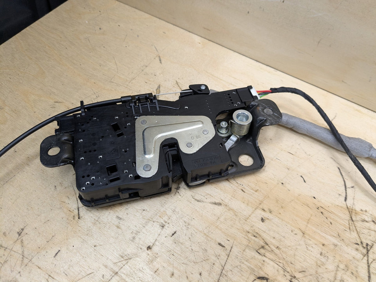 2016-2019 BMW 750i G12 Lower Liftgate Lock Latch Actuator SET 7357097 OEM