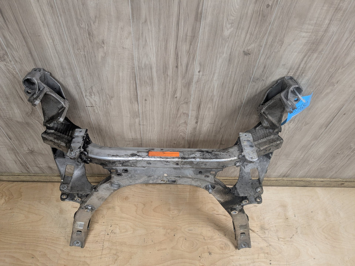 2004-2010 BMW M6 E64 Front Axle Support Crossmember Subframe 2283913 OEM