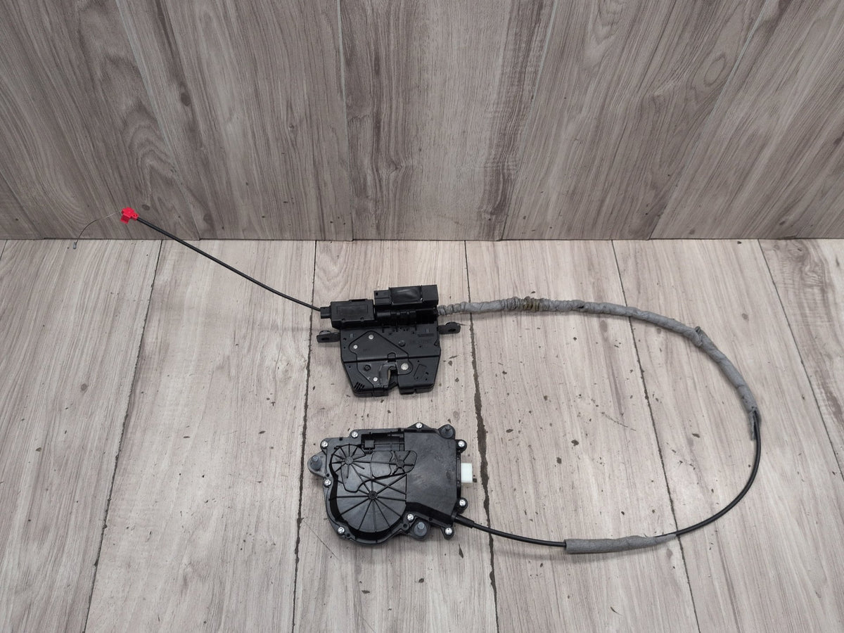 2011-2016 BMW M5 F10 Liftgate Trunk Lid Liftgate Lock Latch Actuator 7269543 OEM