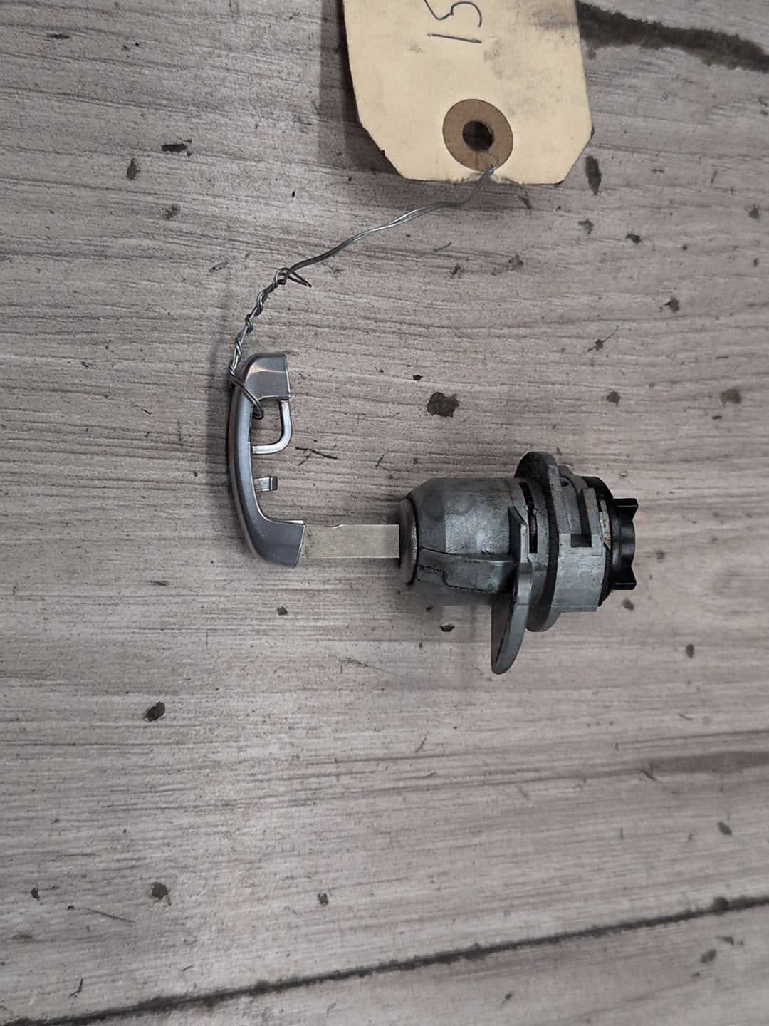 2012-2018 BMW M6 F06 Front Left Driver Key Lock Mechanism w/ Key 7312871 OEM