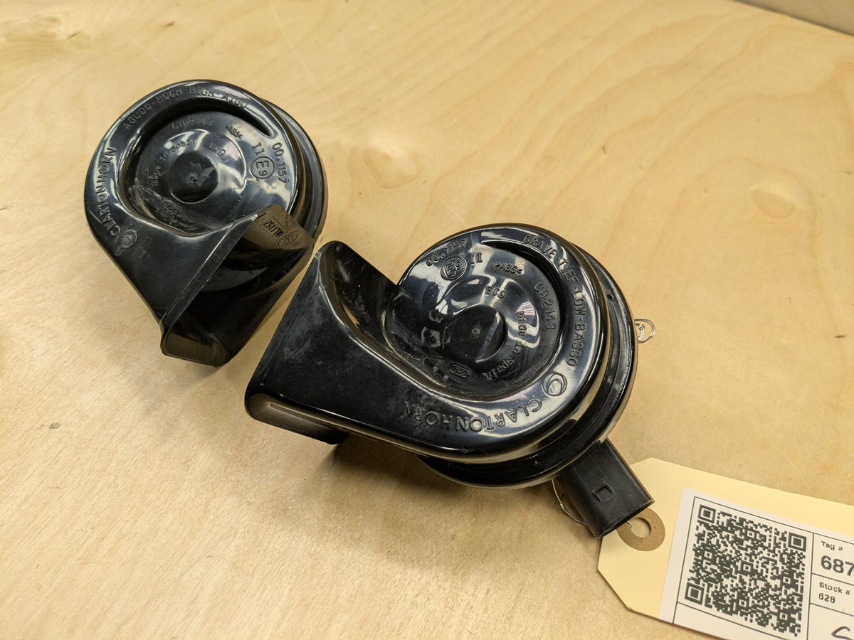 2018-2025 BMW X3 G01 Alarm Horns SET 7404429 OEM