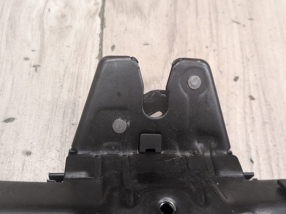 2004-2010 BMW M6 E64 Liftgate Trunk Lid Liftgate Lock Latch Actuator 8196401 OEM