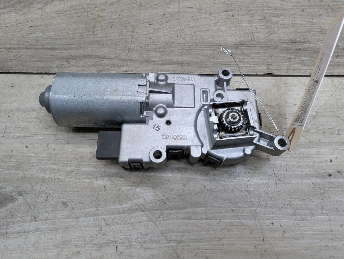 OEM BMW E53 E70 E83 X3 X5 Upper Sunroof Moon Roof Motor Unit