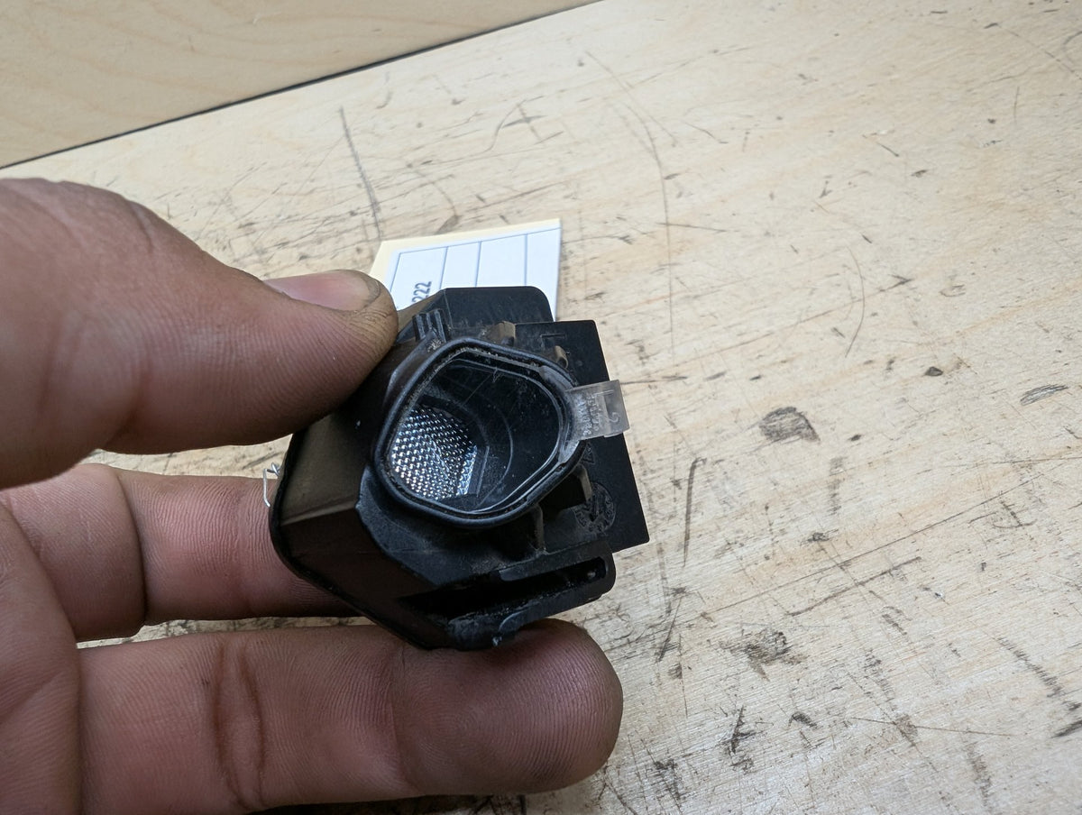 16-22 OEM BMW G11 G12 740 750 M760 Left Driver Interior LED Light Carpet Module
