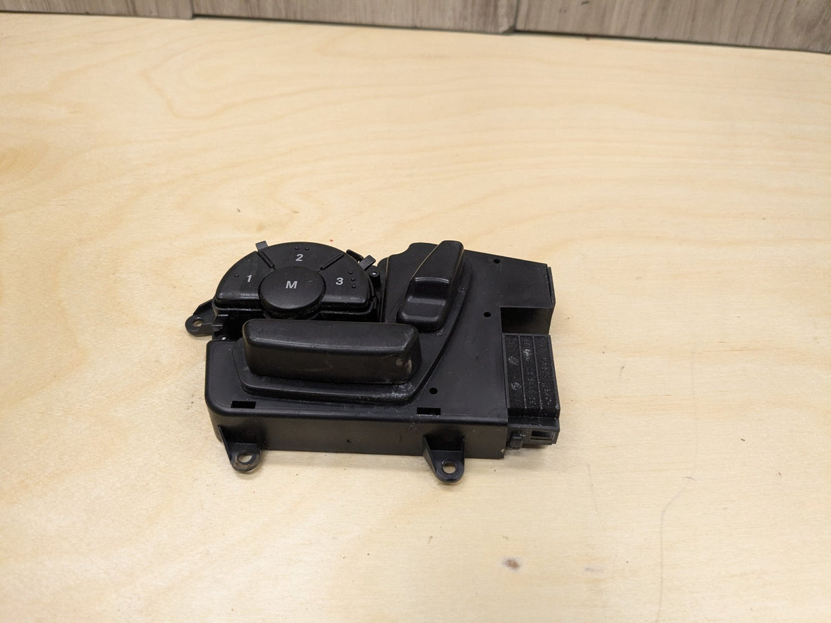 2009-2011 Mercedes-Benz SLK-Class R171 Front Left Driver Seat Switch A1718209810