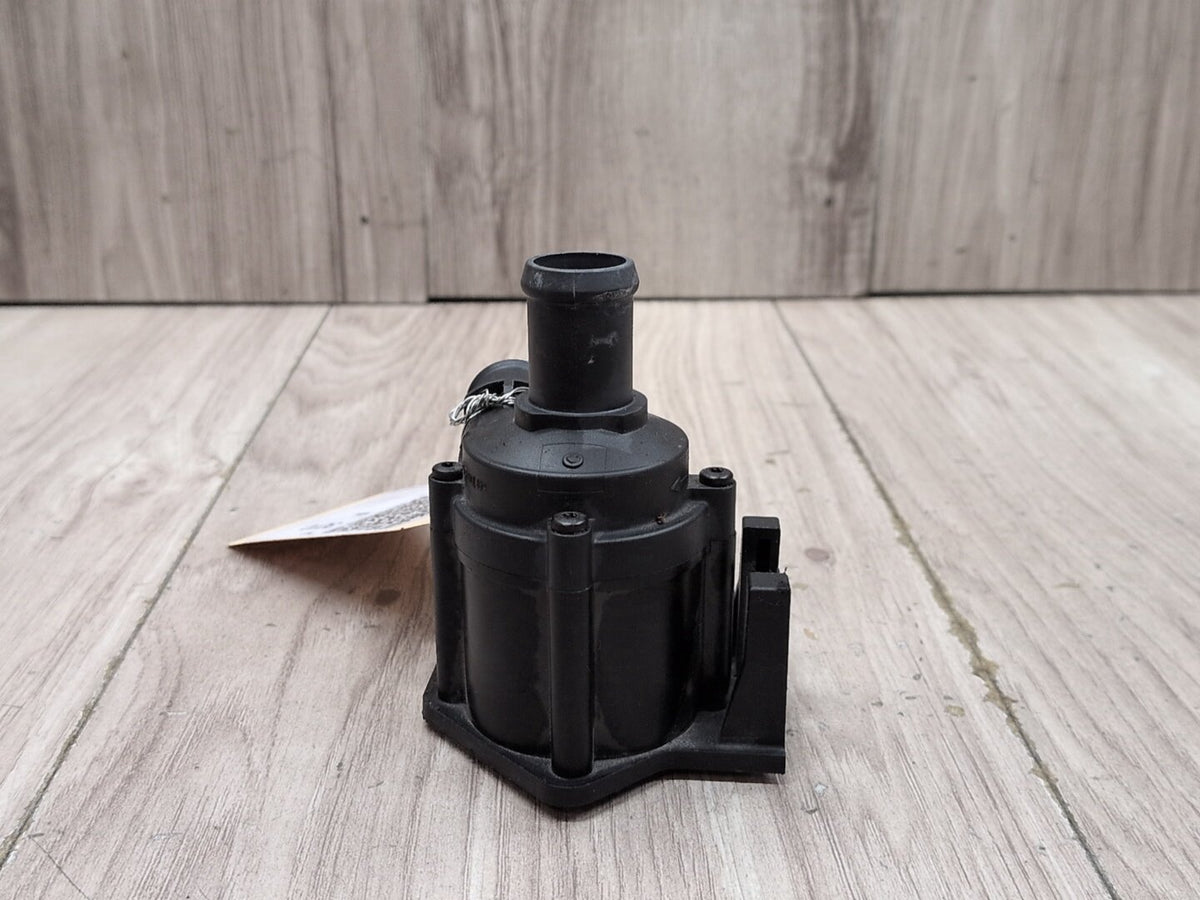 2013-2017 Audi 8T S5 CTUB Engine Motor Cooling Auxiliary Water Pump 8K0819147A
