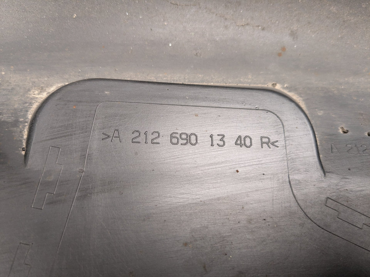 09-12 Mercedes-Benz E550 W212 Right Passenger Side Skirt Rocker Panel