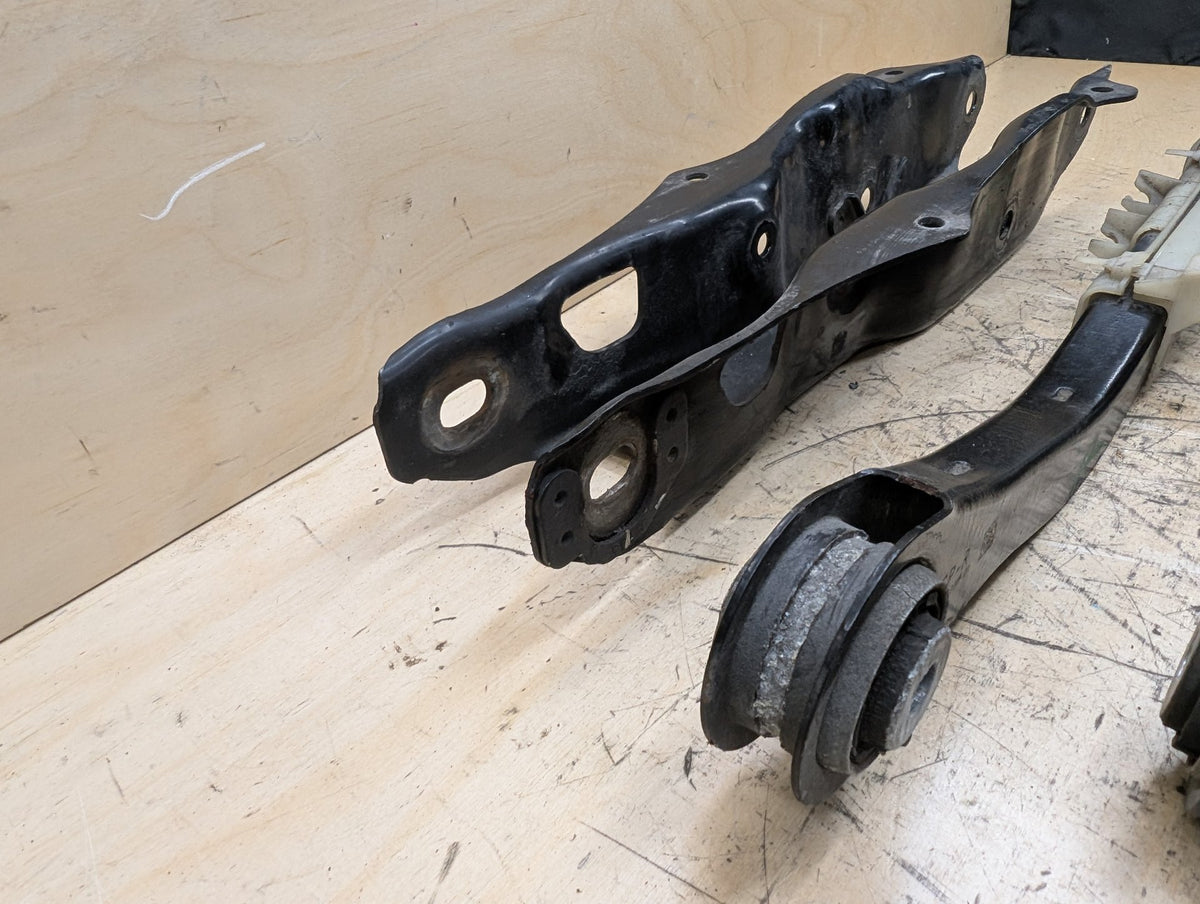 19-25 OEM BMW G05 G06 G07 X5 X7 Rear Right Passenger Upper Lower Control Arm SET