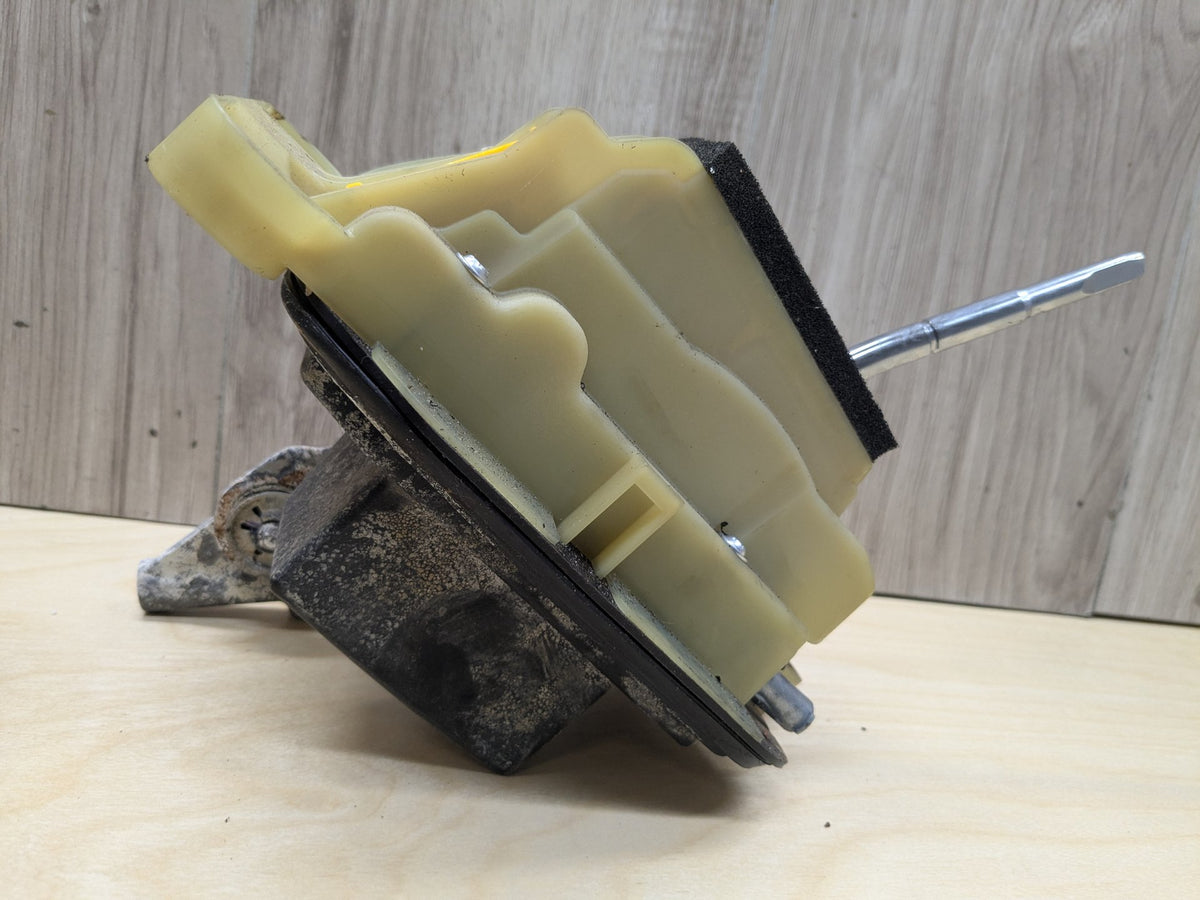 2009-2011 Mercedes-Benz SLK-Class R171 Gear Selector Shifter A1712671724 OEM