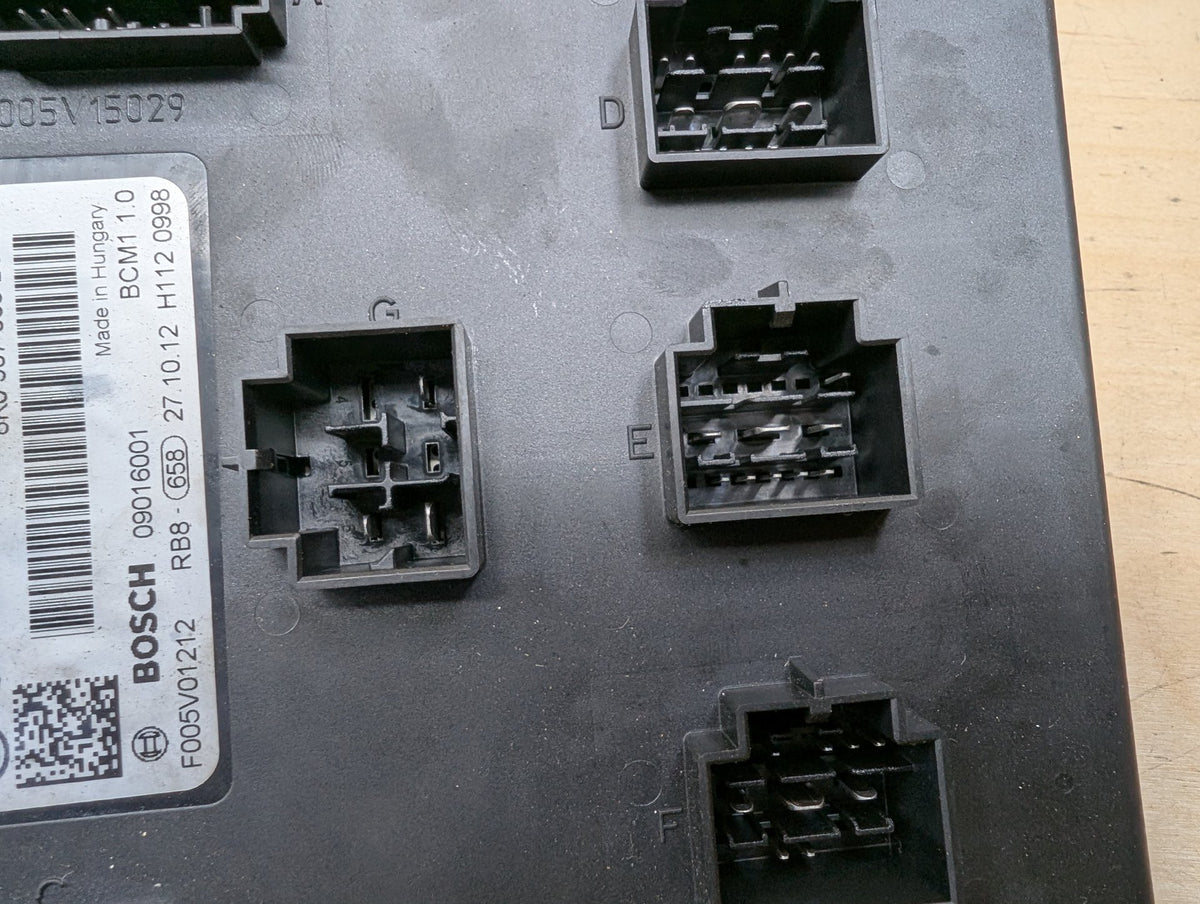 2011-2017 Audi RS5 8T BCM Body Control Module 8K0907063DJ OEM