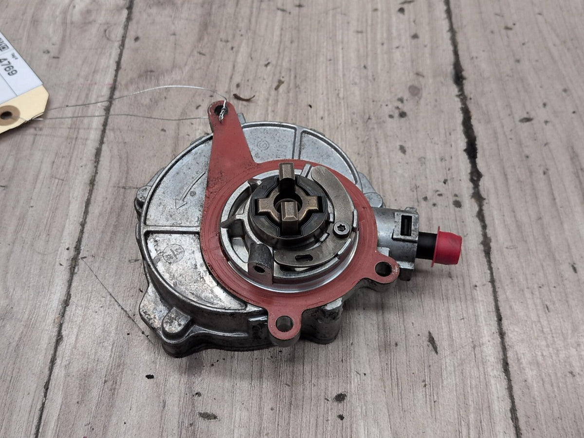 2008-2017 Audi 8T S5 Engine Motor Vacuum Pump 06E145100R